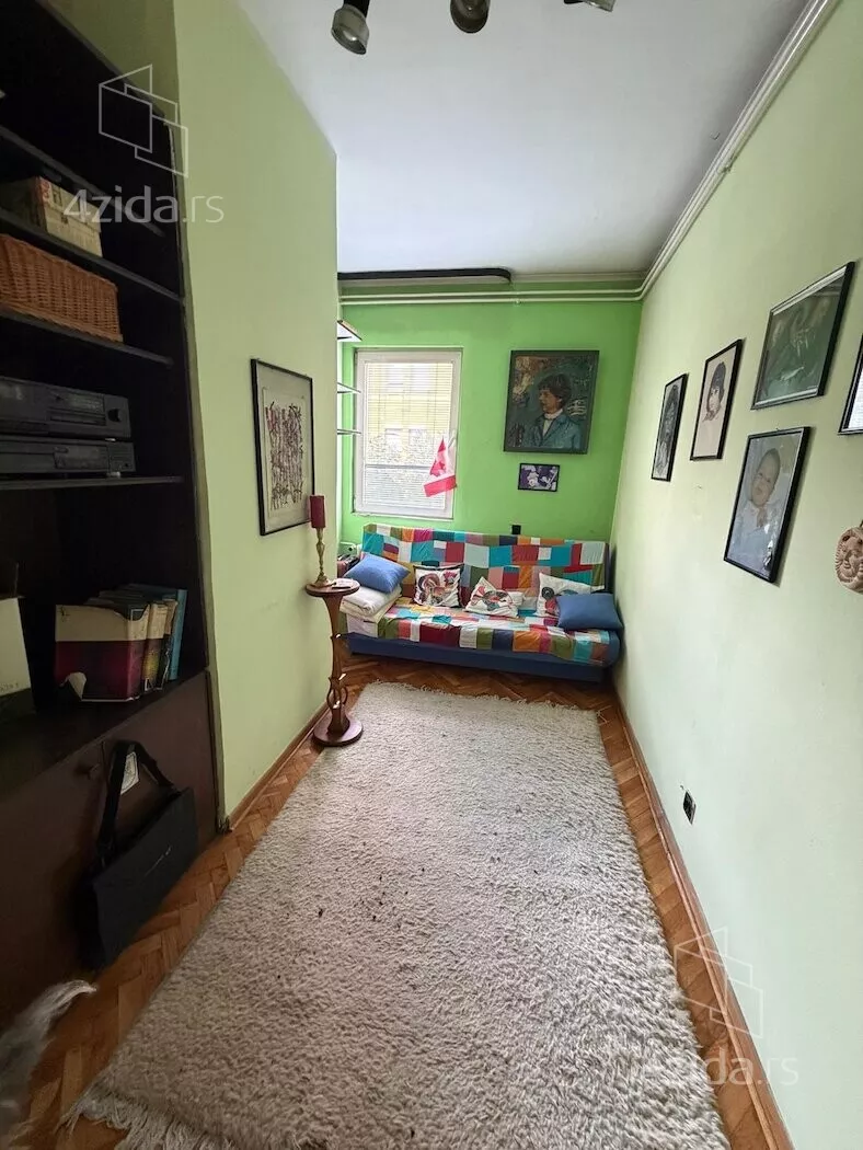 Četvoroiposoban stan | 4zida