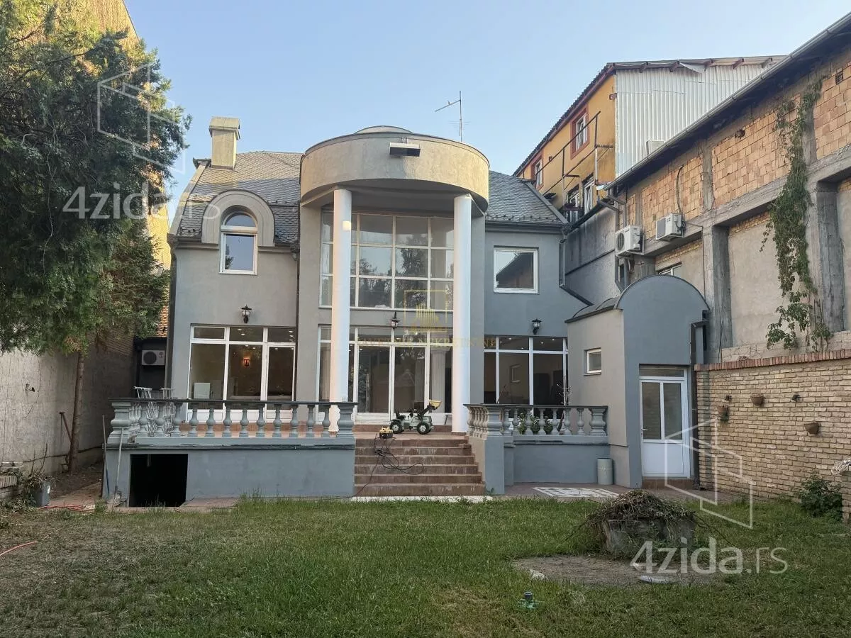 Kuća | 4zida
