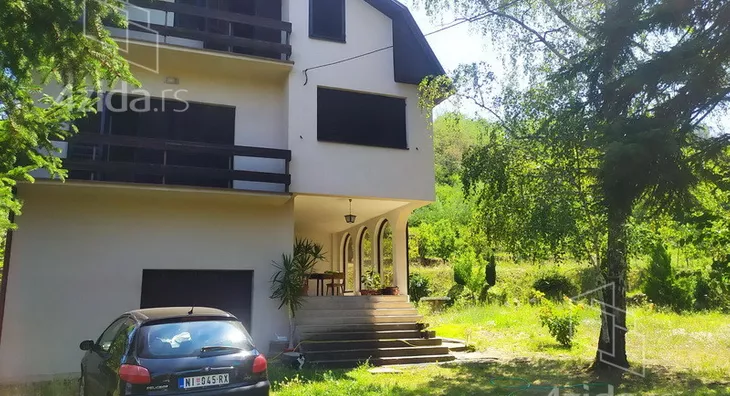 3-etažna kuća | 4zida