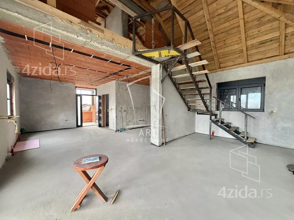 3-etažna kuća | 4zida