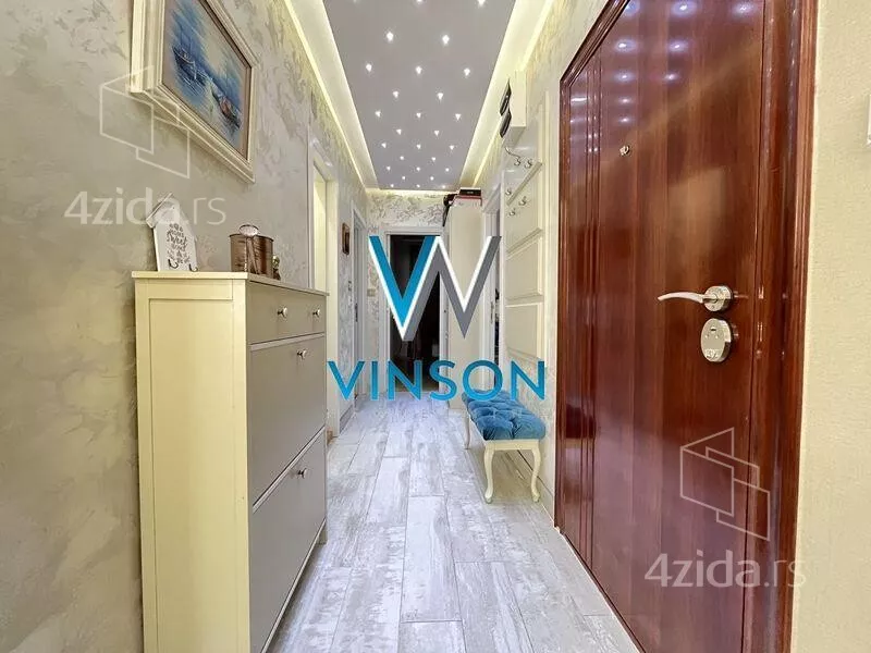 Troiposoban stan | 4zida