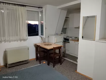 Sremska 11 | 4zida.rs