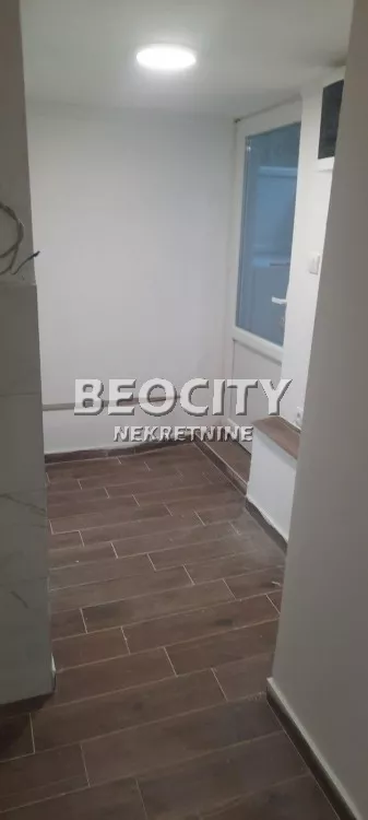 Jovana Bijelića | 4zida.rs