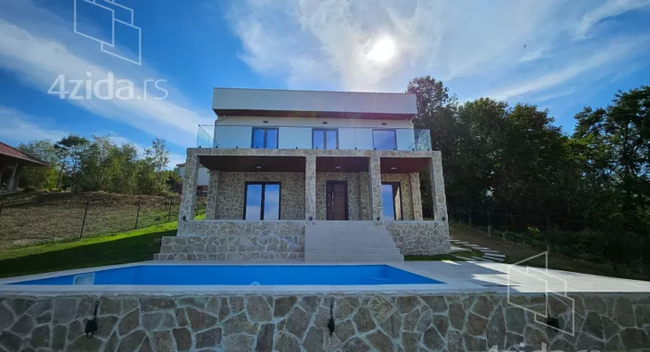 2-etažna kuća | 4zida