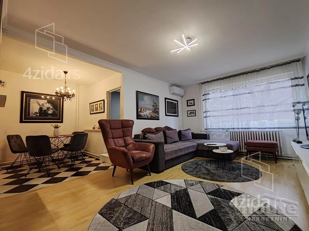 Troiposoban stan | 4zida