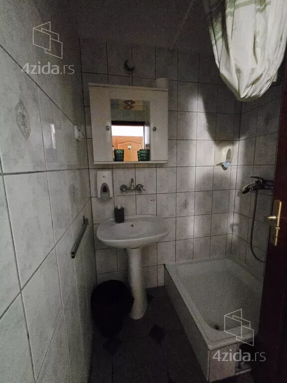 Osmosoban stan | 4zida