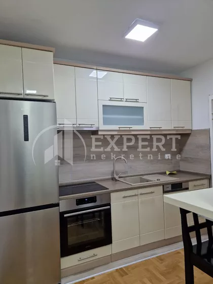 Milentijeva | 4zida.rs