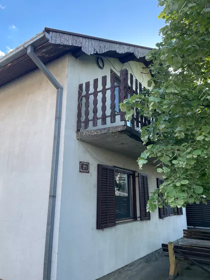 Dobanovačka 21 | 4zida.rs