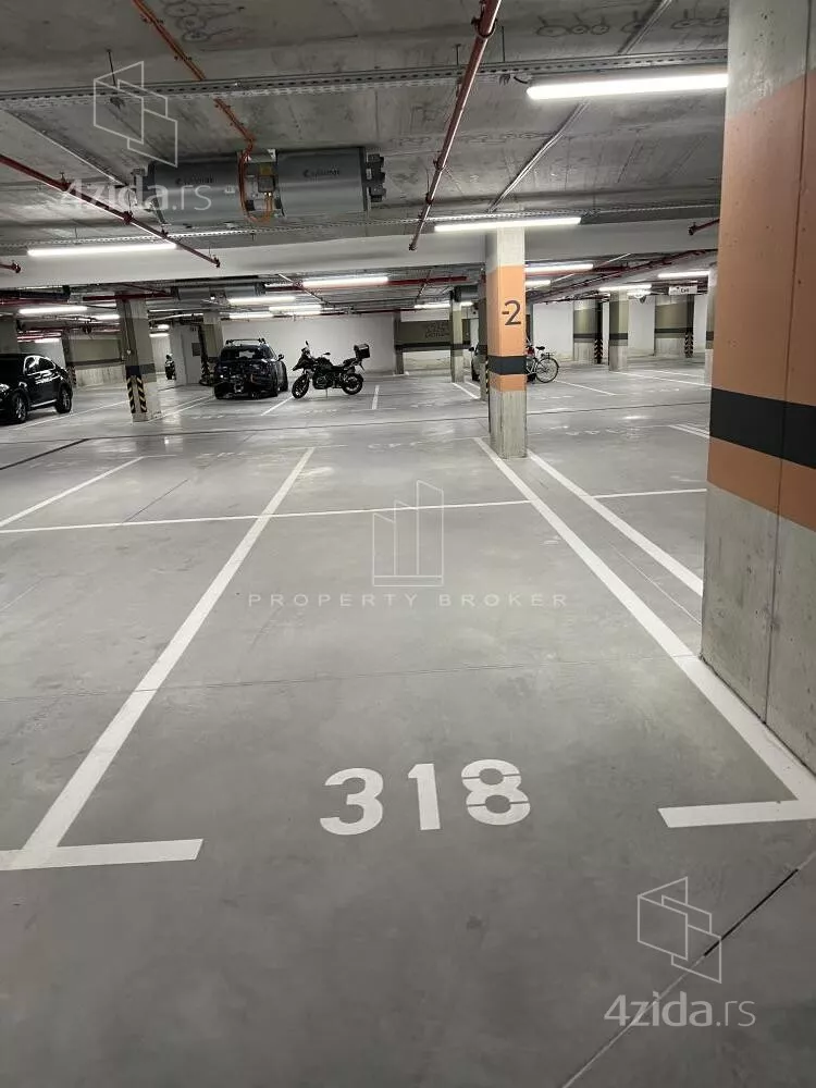 Garaža | 4zida