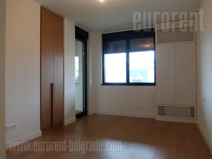 BEOGRAD NA VODI | 4zida.rs