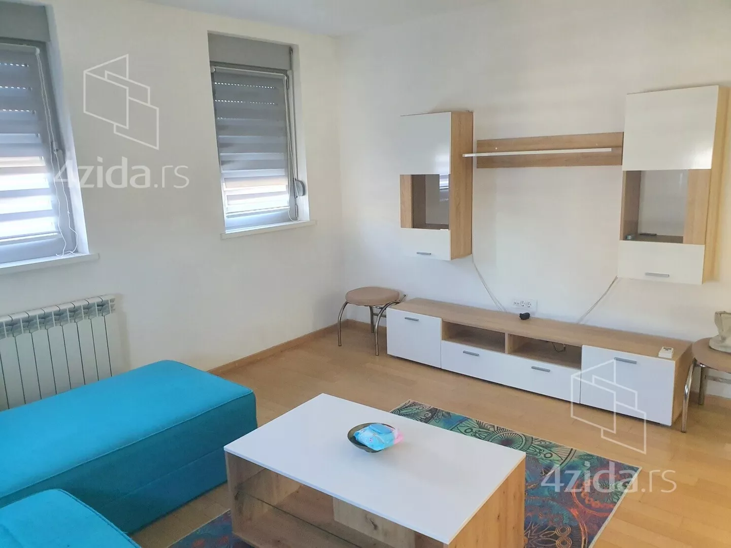 Dvoiposoban stan | 4zida