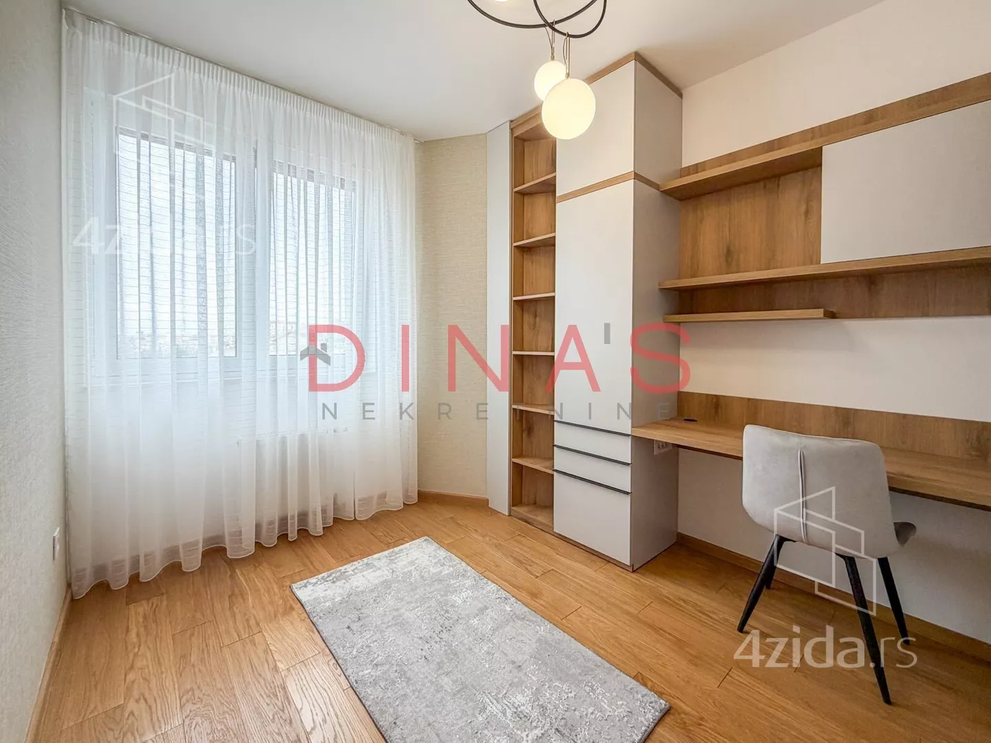 Dvoiposoban stan | 4zida