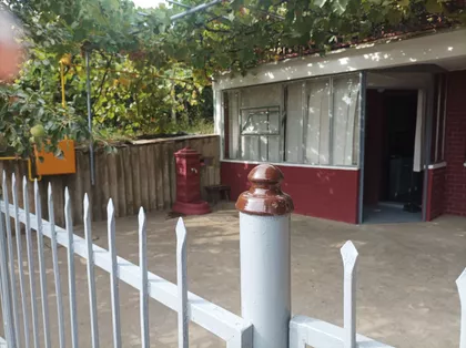 Radnička 6A | 4zida.rs