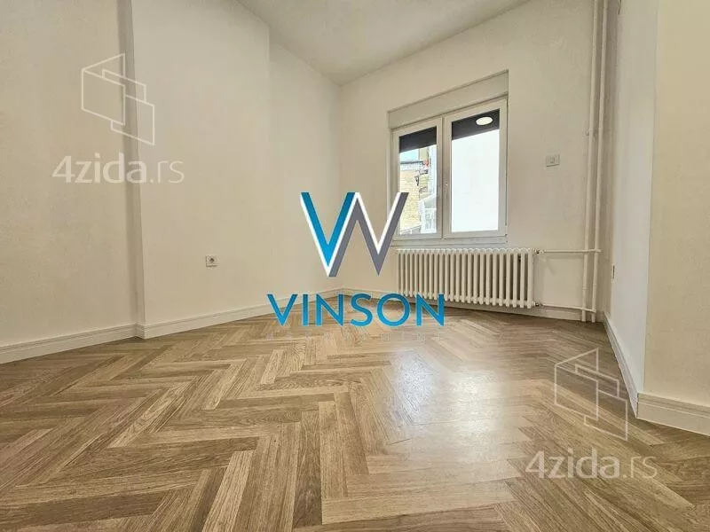 Četvoroiposoban stan | 4zida
