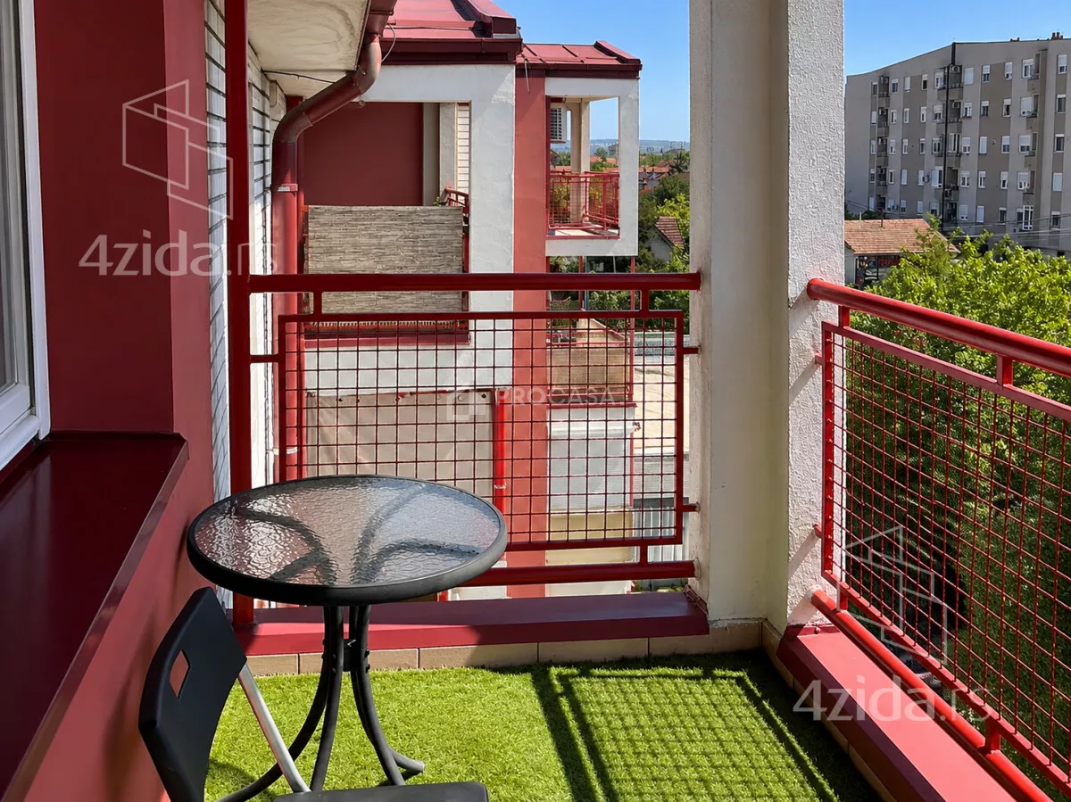 Garsonjera | 4zida
