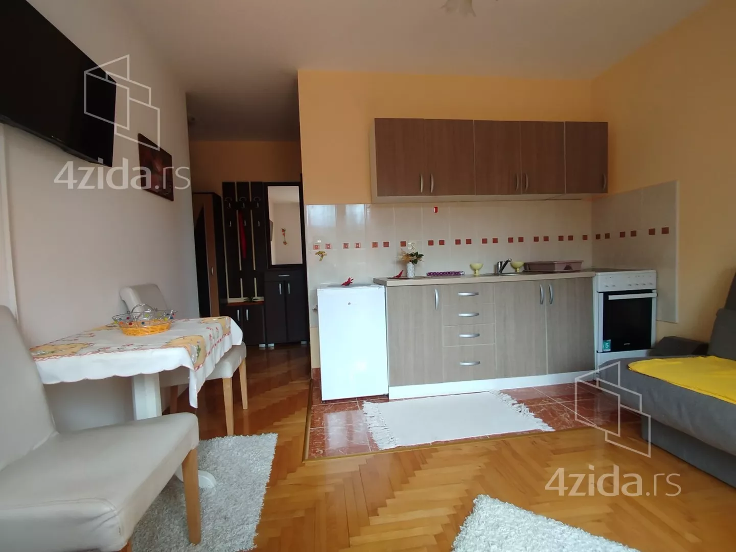 Garsonjera | 4zida