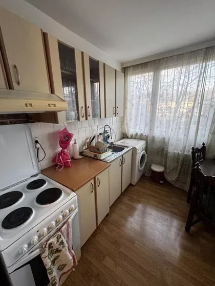 Ustanička | 4zida.rs