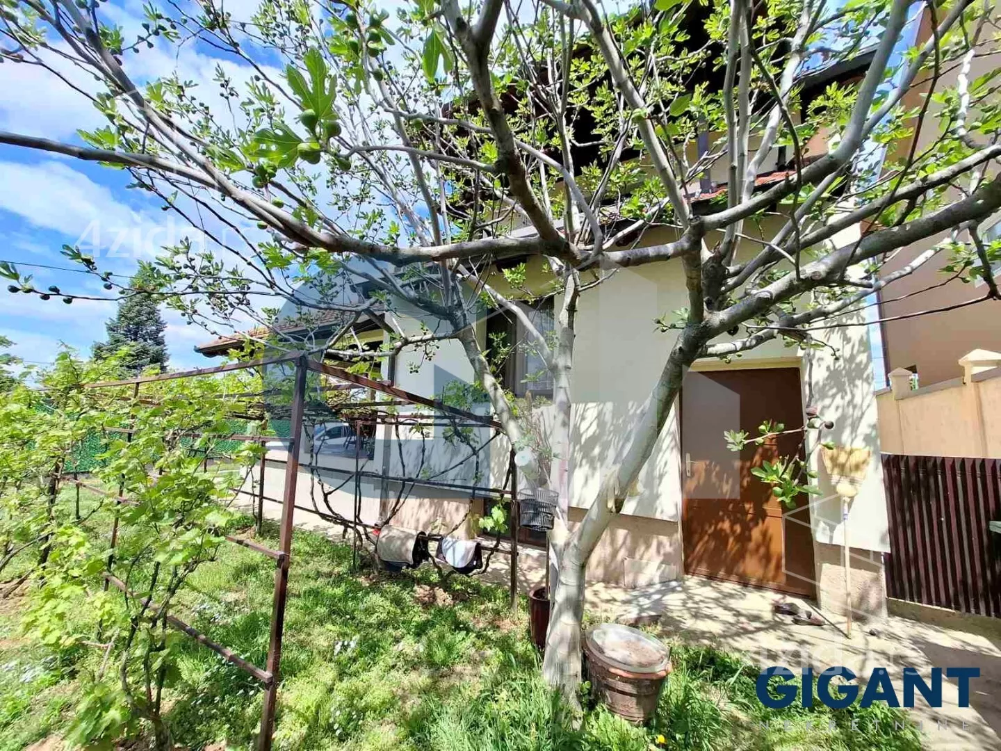 Kuća | 4zida