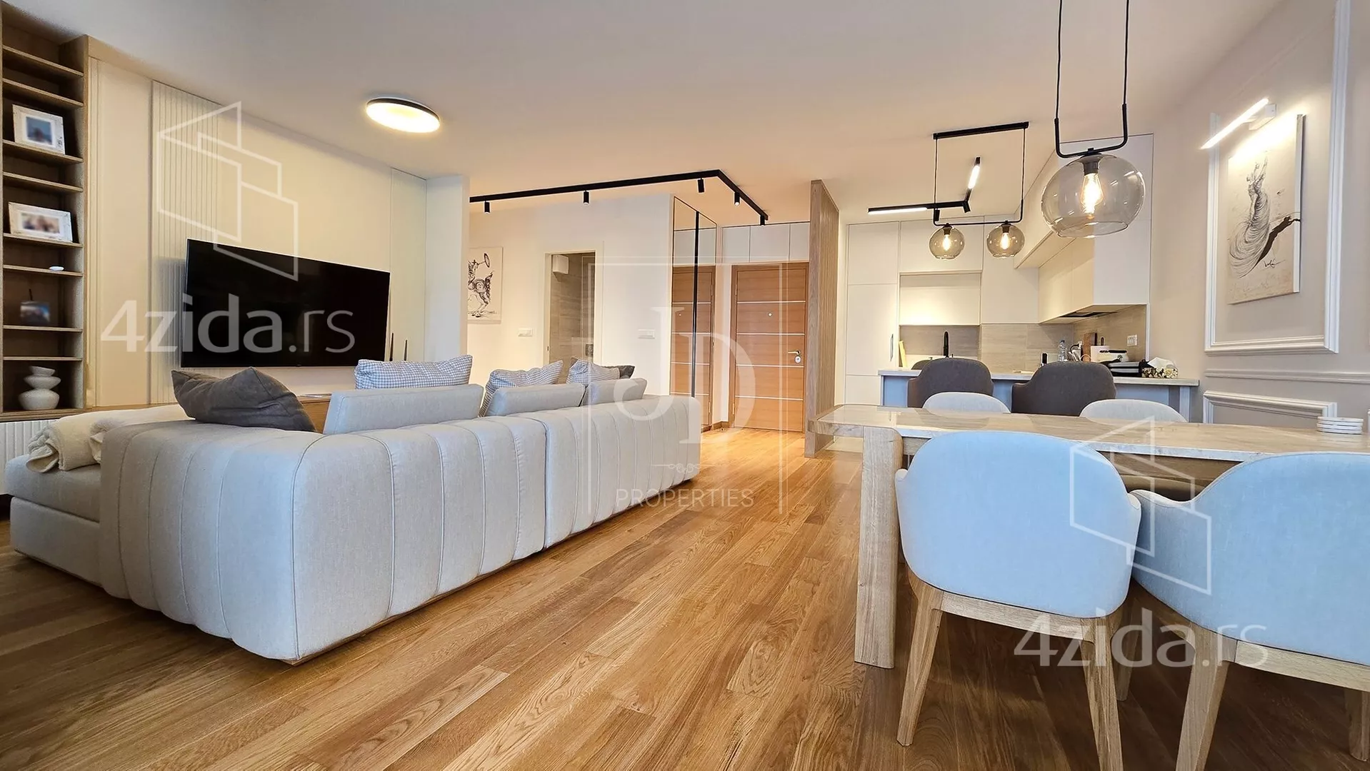 Trosoban stan | 4zida