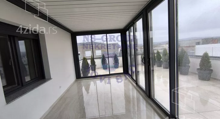 Petosoban stan | 4zida