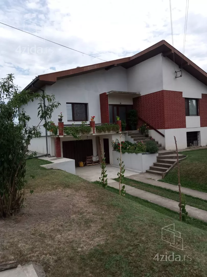 2-etažna kuća | 4zida