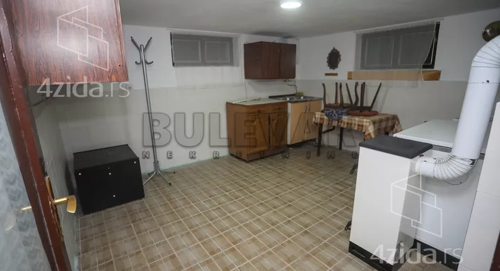 3-etažna kuća | 4zida