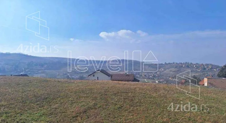 Plac | 4zida