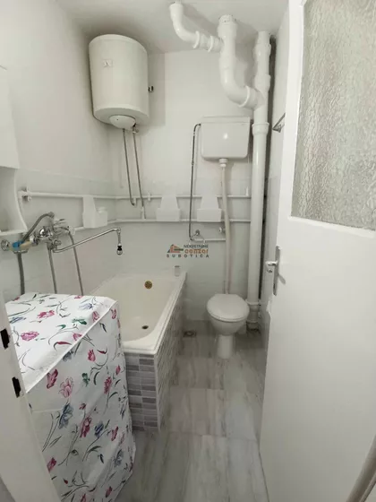 Kertvaroš | 4zida.rs
