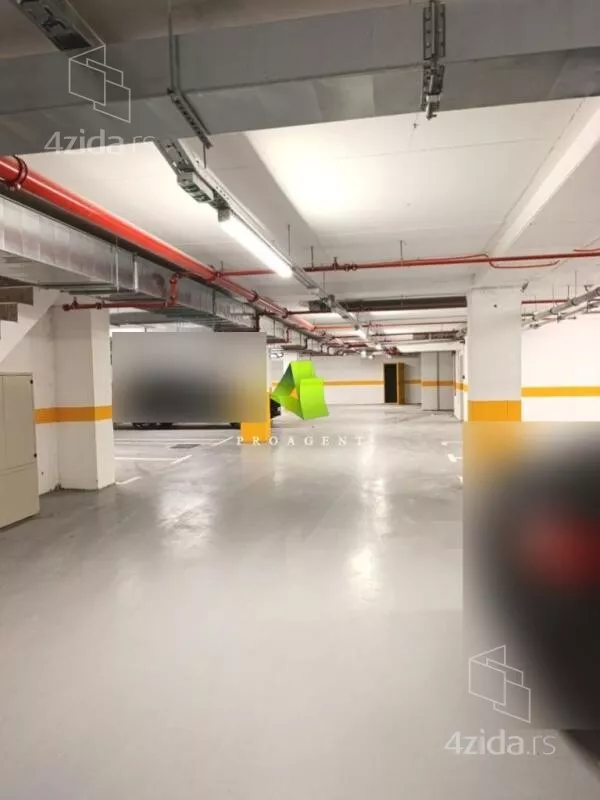 Garaža | 4zida