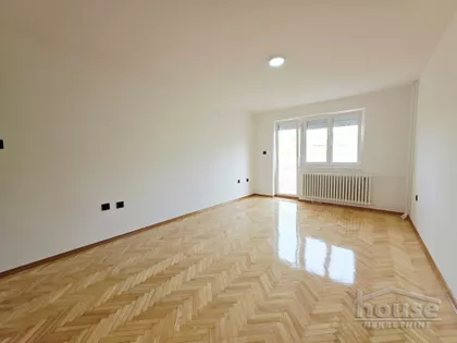 Cara Dušana | 4zida.rs