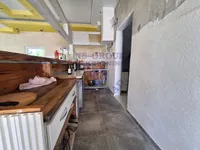 Lokal | 4zida
