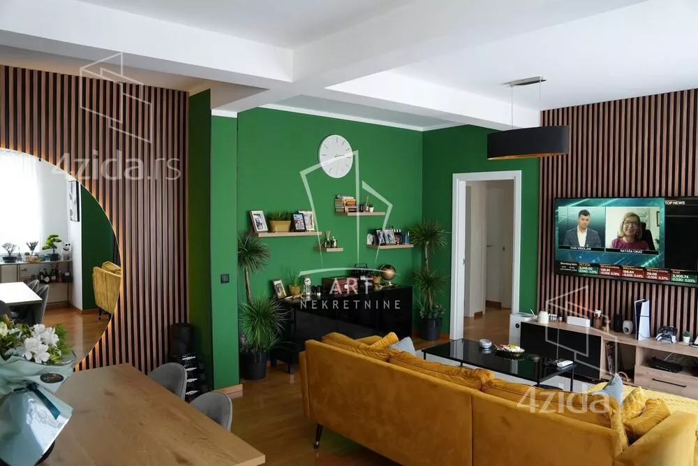 Četvorosoban stan | 4zida