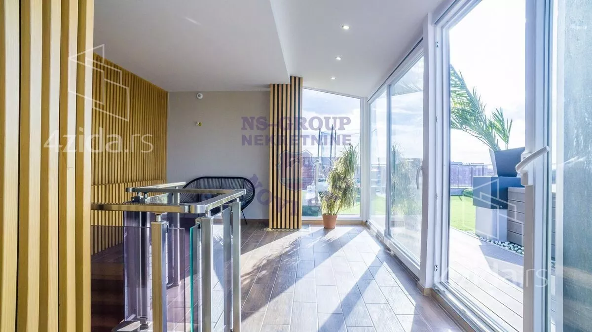 Petosoban stan | 4zida