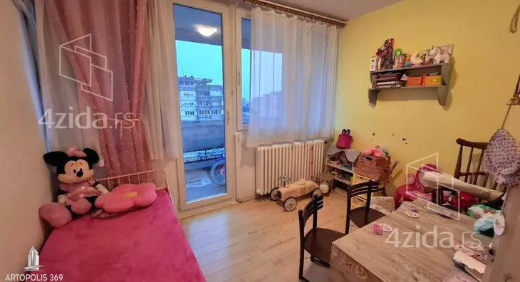 Dvoiposoban stan | 4zida