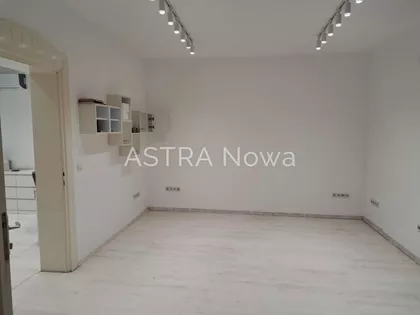 Vukov Spomenik | 4zida.rs