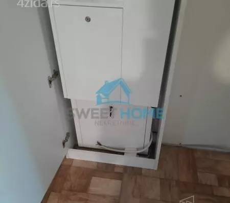 Četvoroiposoban stan | 4zida