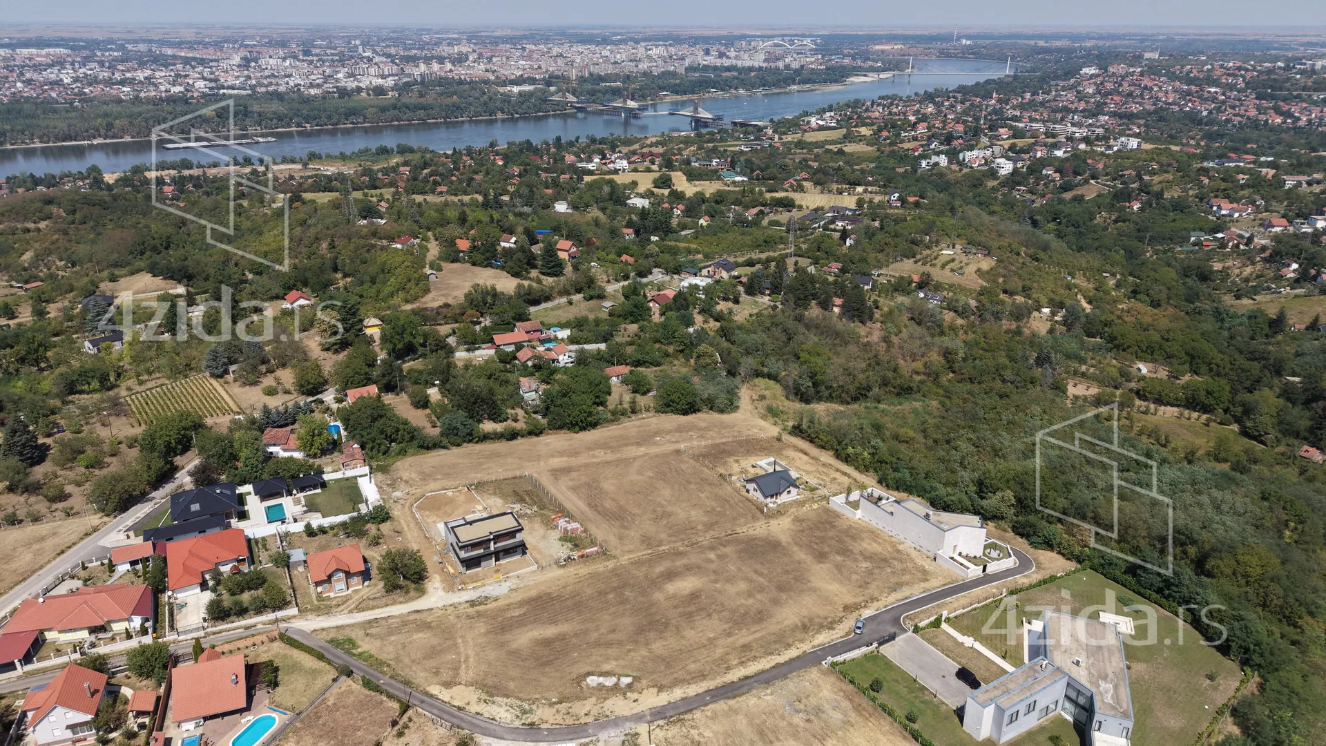 Građevinsko zemljište | 4zida