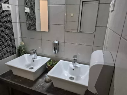 Dečanska | 4zida.rs