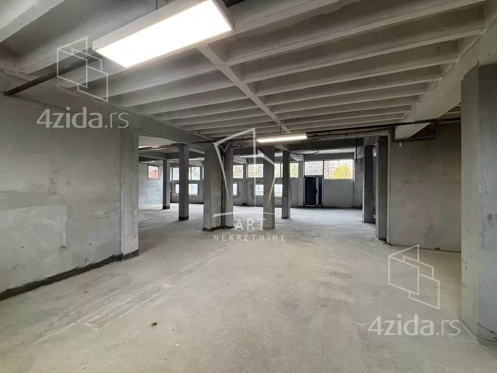 Poslovni prostor | 4zida