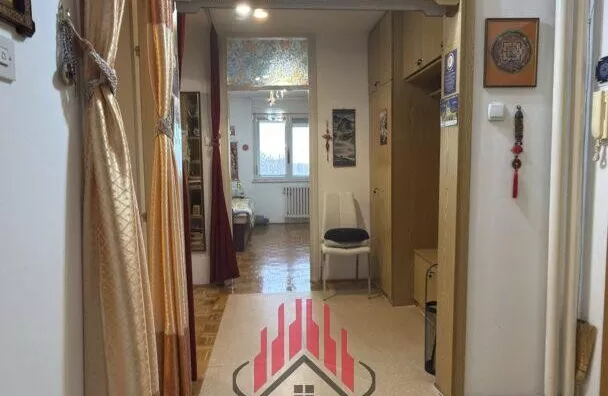 Četvoroiposoban stan | 4zida