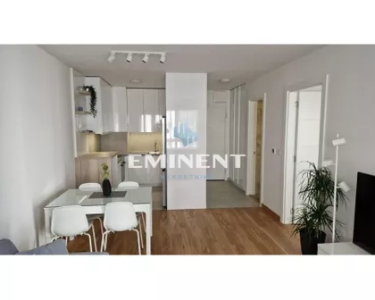 Tadije Sondermajera | 4zida.rs