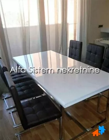 Crveni Krst Vračar | 4zida.rs