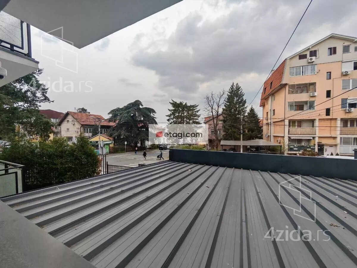 3-etažna kuća | 4zida