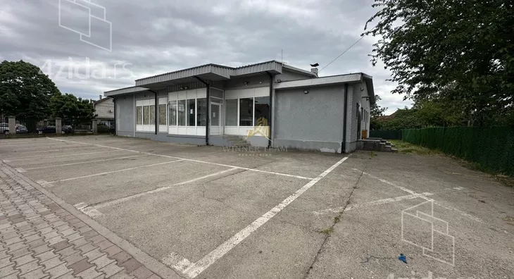 Poslovni prostor | 4zida