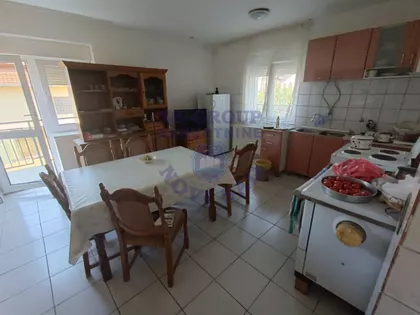 Sremska Kamenica | 4zida.rs