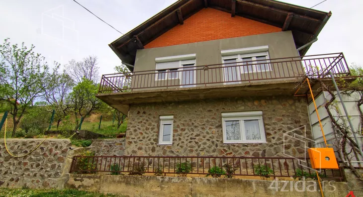 Kuća | 4zida