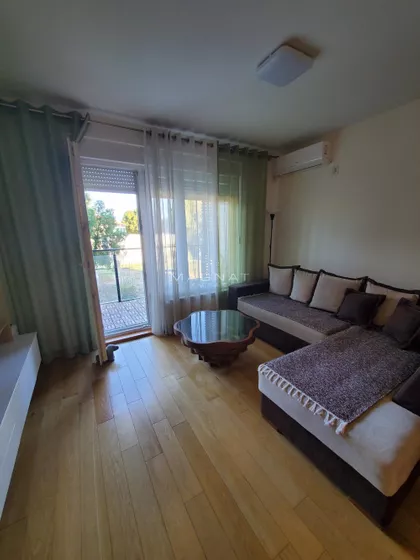 Šumadijska | 4zida.rs