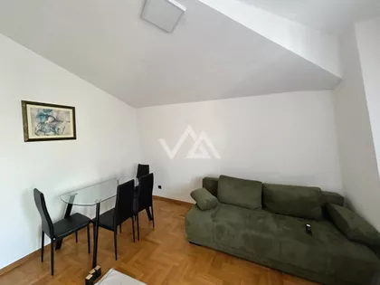 Ruže Jovanović | 4zida.rs