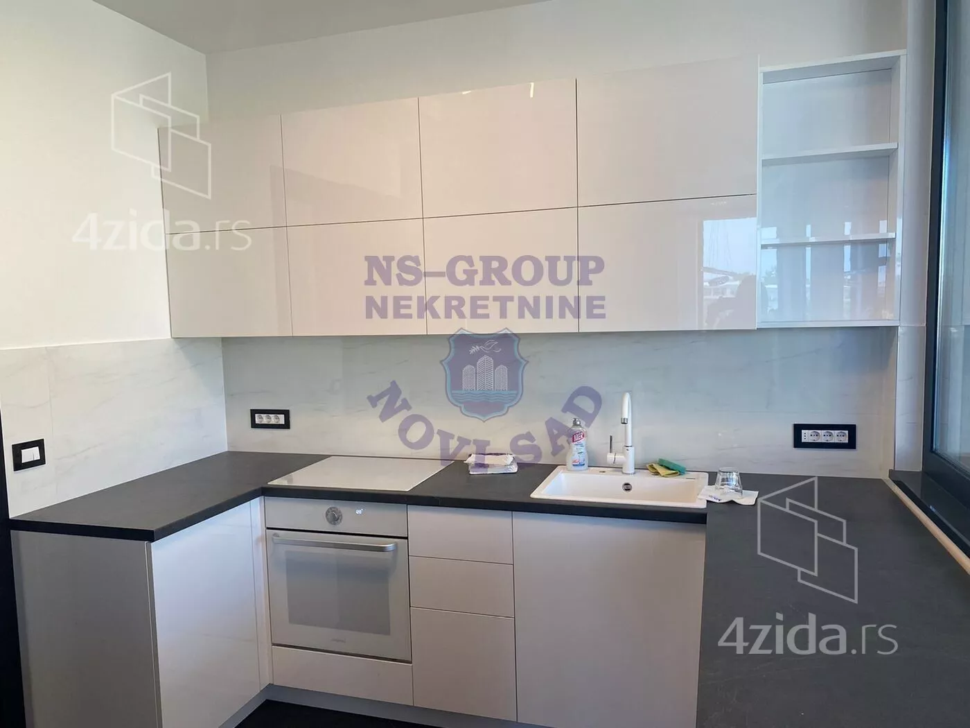 Šestosoban stan | 4zida