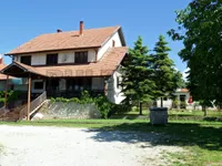 Divostin, Okolne lokacije, Kragujevac | 4zida.rs